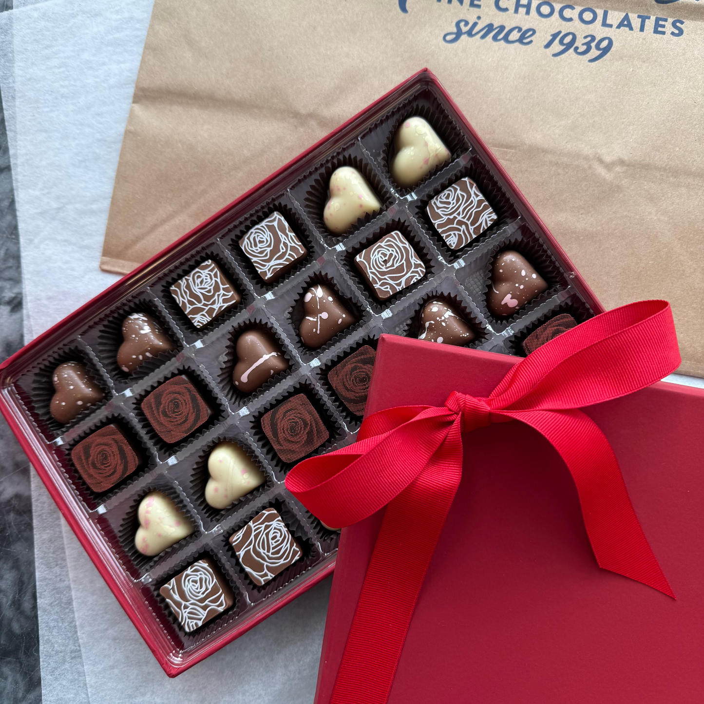 Signature Valentine Collection 2026